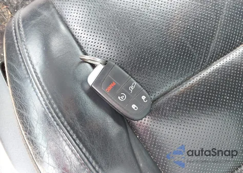 2020 Jeep Grand Cherokee Limited 4X4 из США, поврежденный, VIN 1C4RJFBGXLC263293